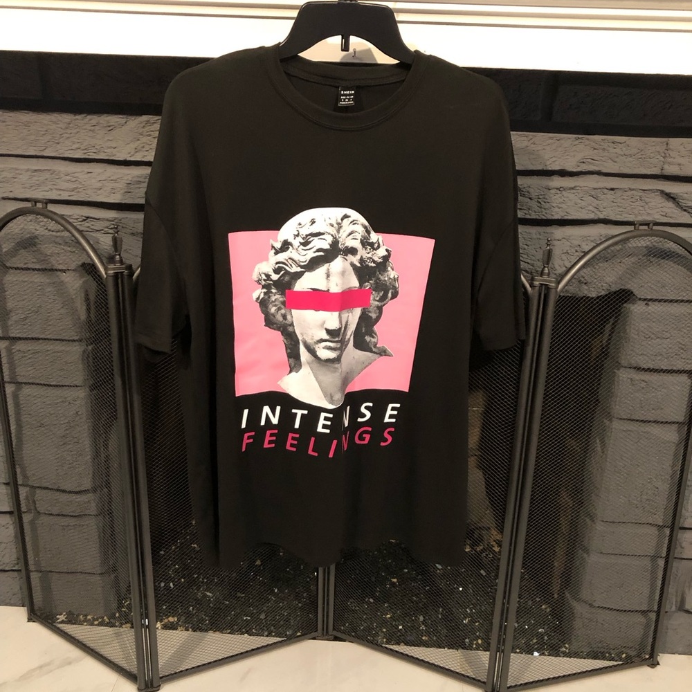 Never Worn Cool Logo t-shirt